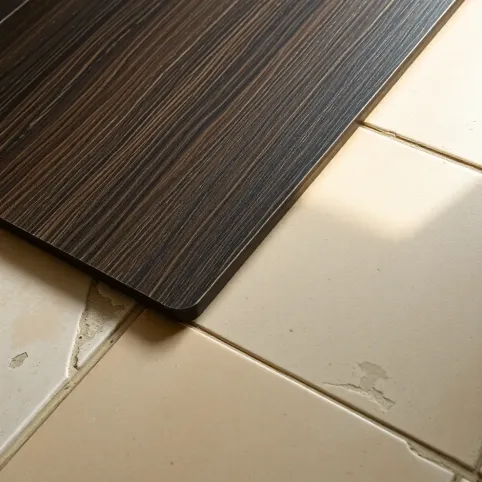 Czy można kłaść panele na płytki